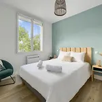 Jardin & Terrasse Prives, A 10 Min De La Rochelle Lagord
