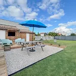 Jardin & Terrasse Prives, A 10 Min De La Rochelle Holiday home Lagord