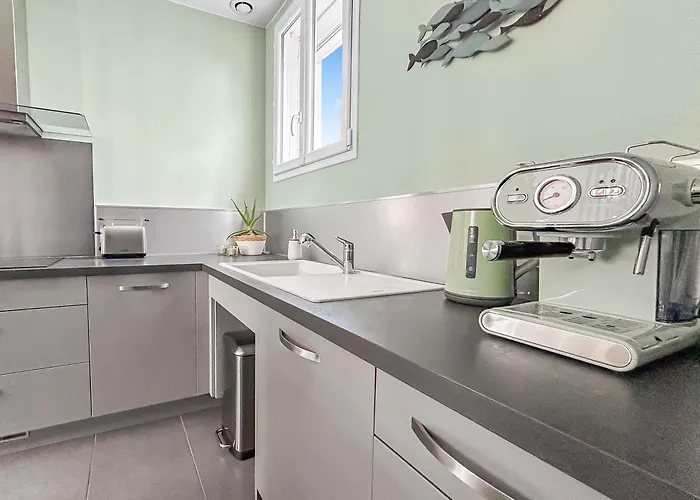 Jardin & Terrasse Prives, A 10 Min De La Rochelle Holiday home *