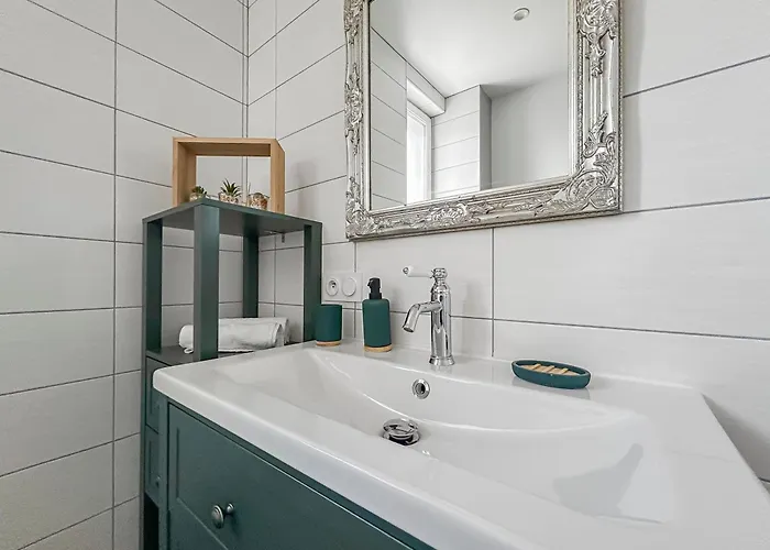 Jardin & Terrasse Prives, A 10 Min De La Rochelle Holiday home Lagord